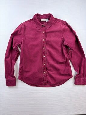St. John's Bay Women’s Button-Down Shirt in Berry Plum Size M